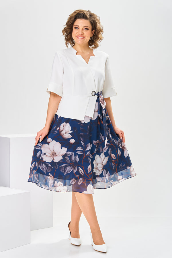 Adriana - Elegant and Stylish Dress